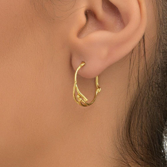 Jasmine Hoop Earrings: Nature-Inspired Twig Shape - Solid Gold